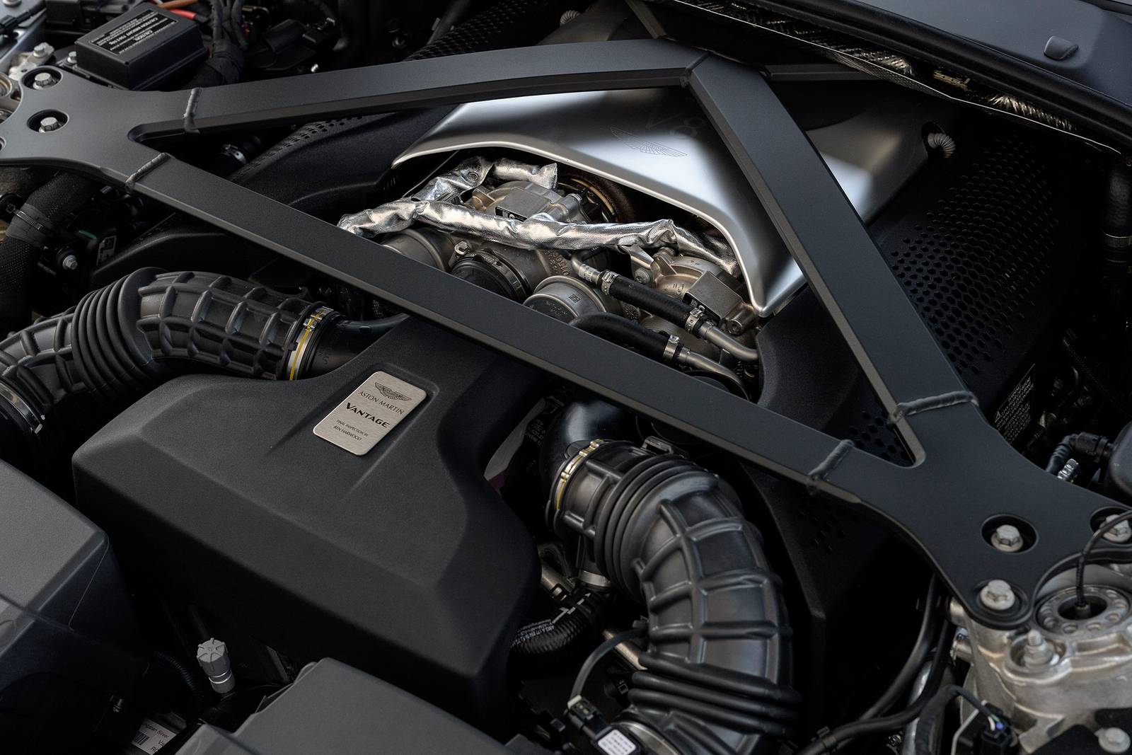 2021 Aston Martin Vantage exterior E