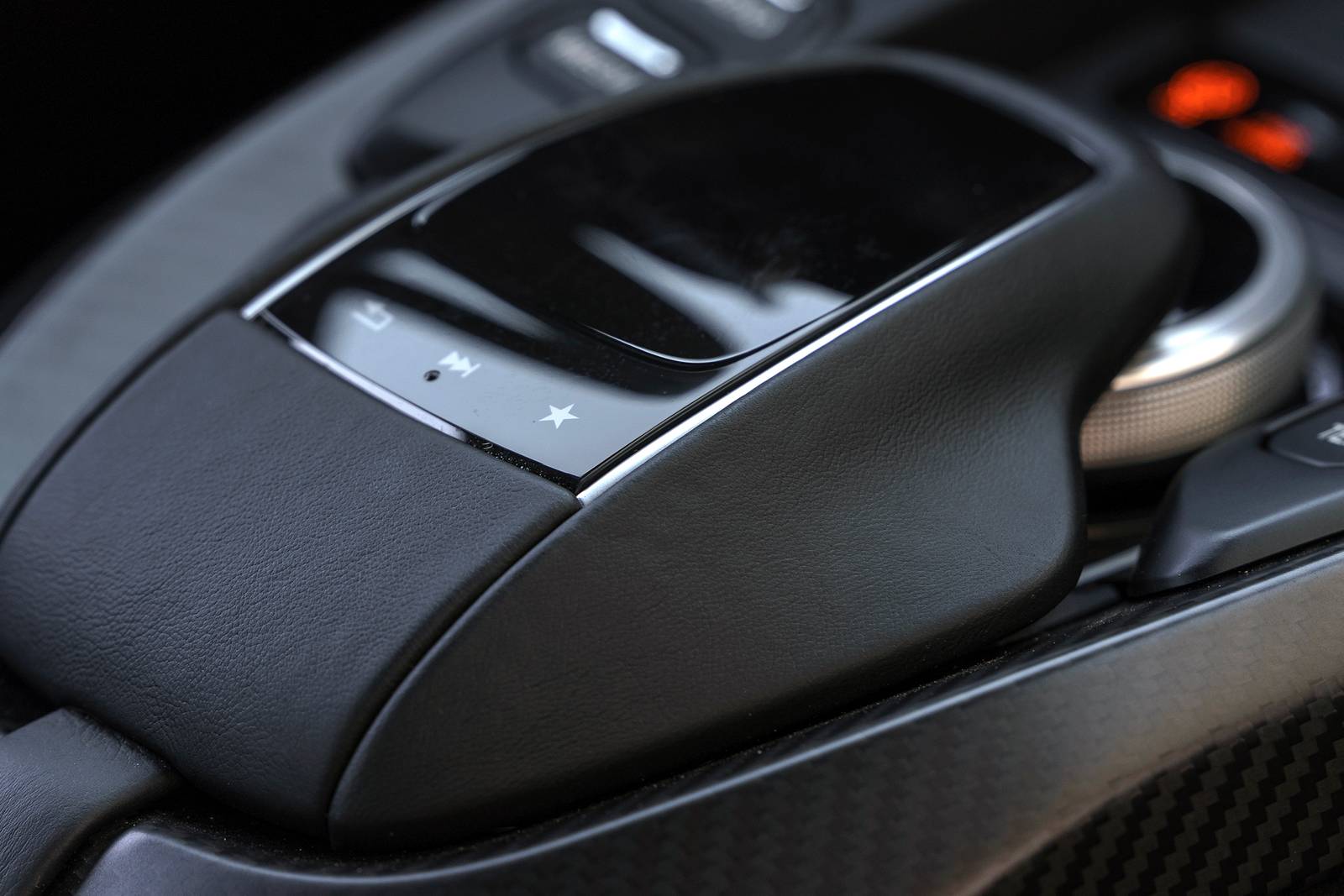 2022 Aston Martin Vantage interior AUXCTRL