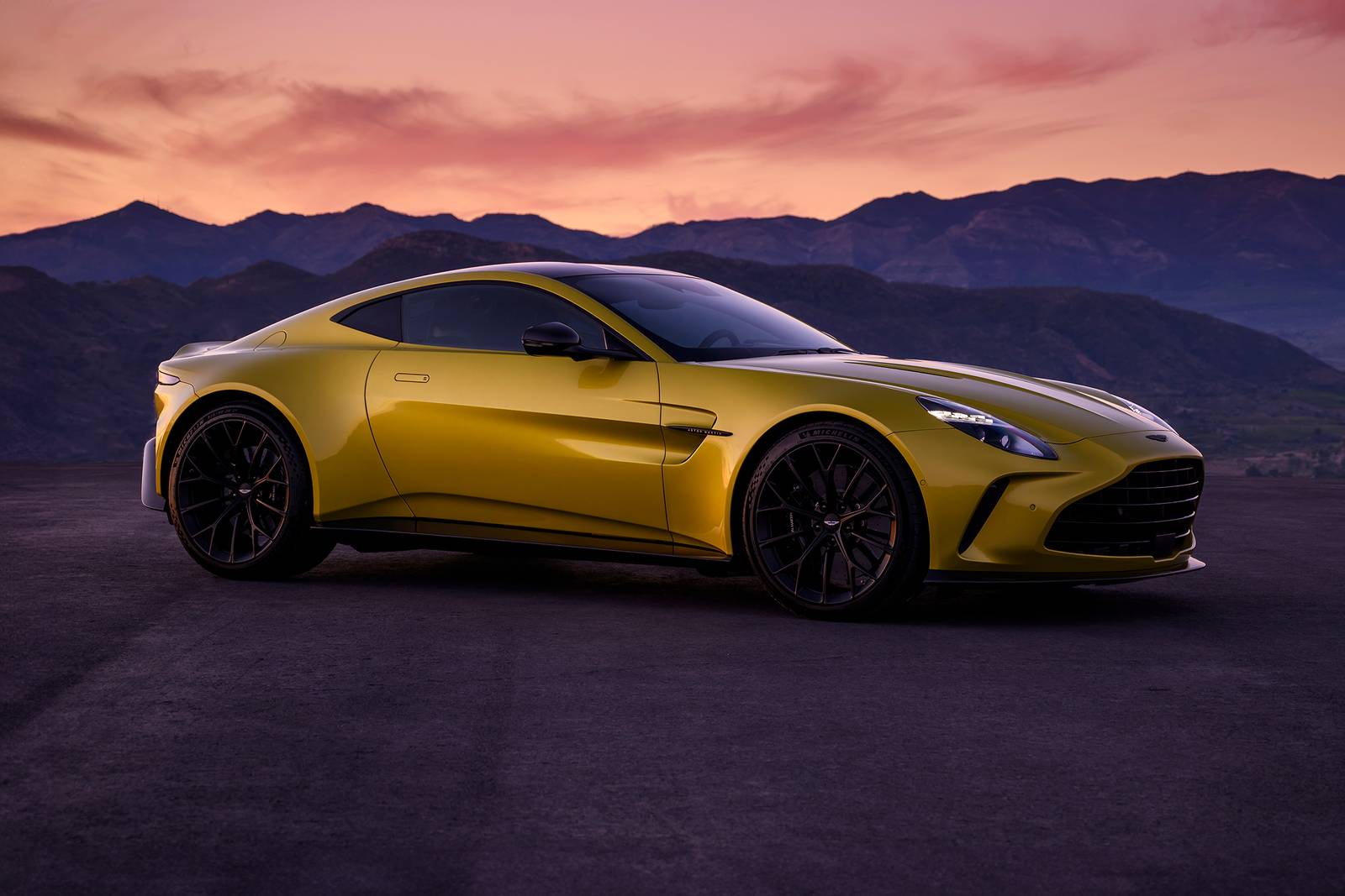 2025 Aston Martin Vantage exterior F