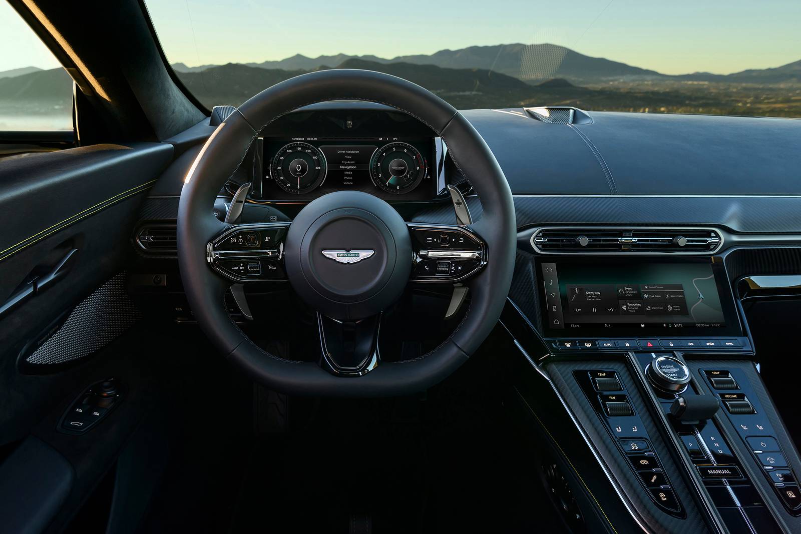 2025 Aston Martin Vantage interior SWD