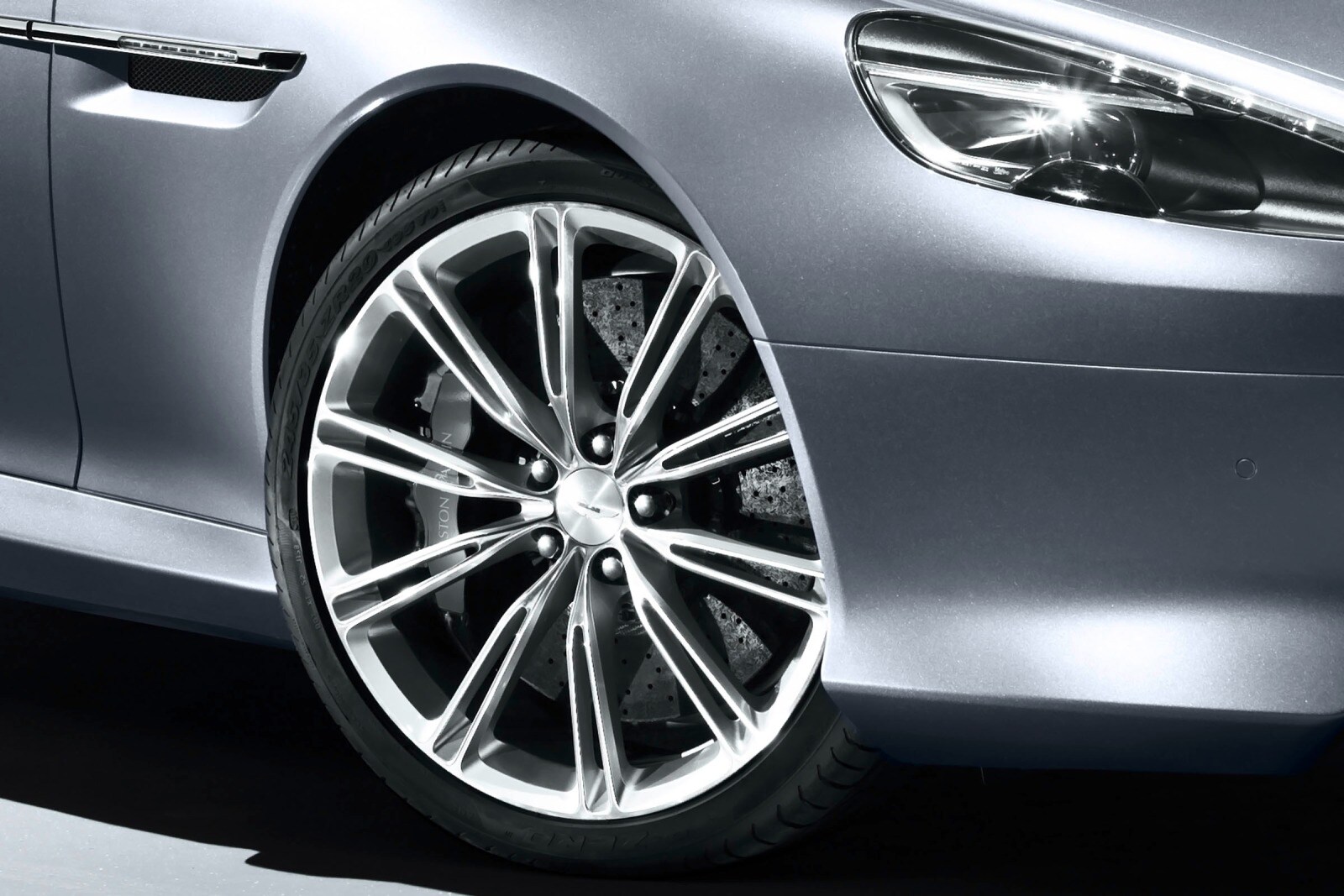 2012 Aston Martin Virage — OEM photo 1