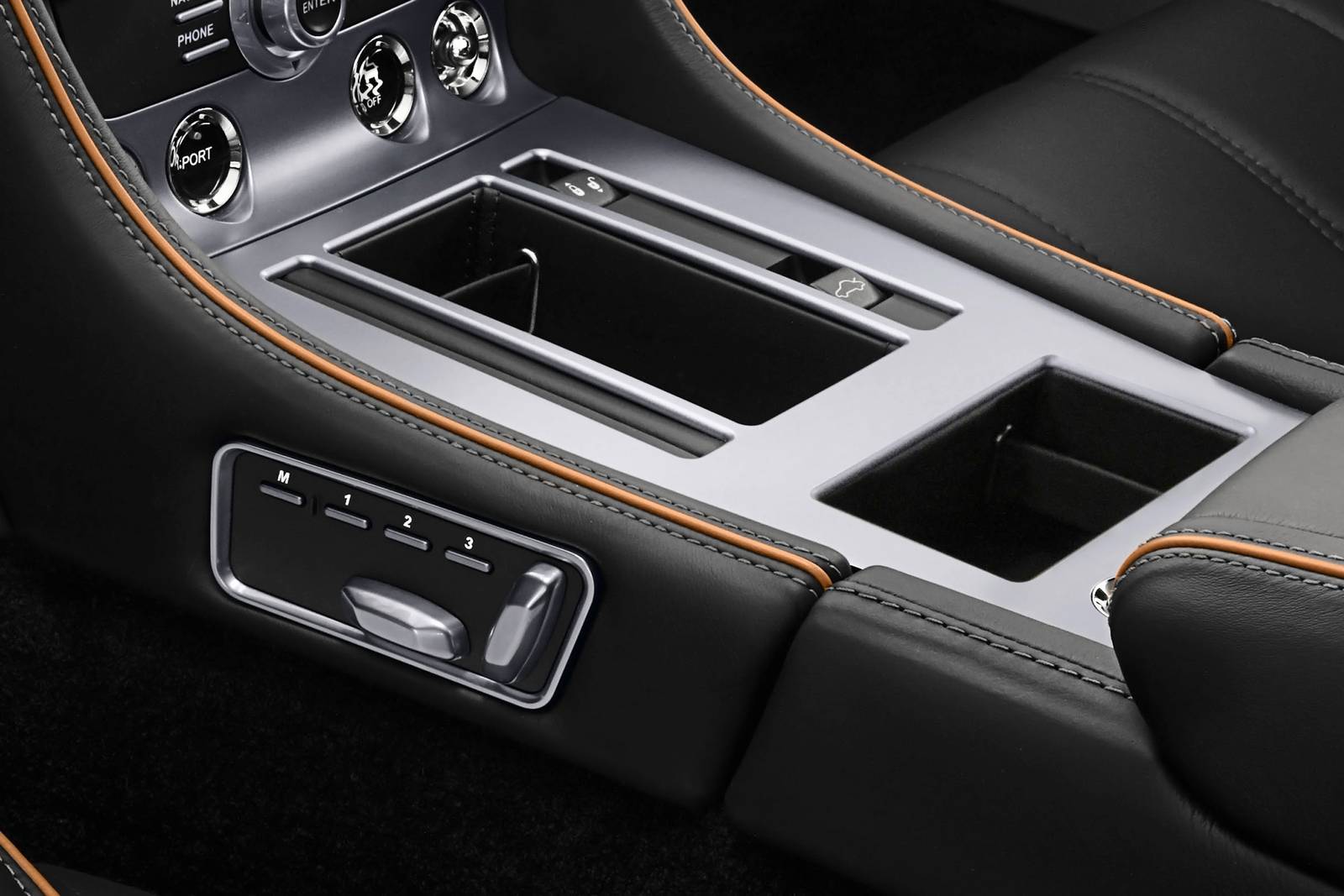 2012 Aston Martin Virage interior DETAIL