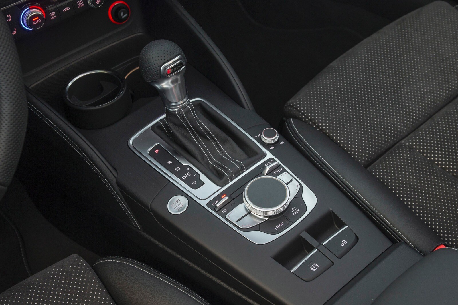 2015 Audi A3 interior SHF