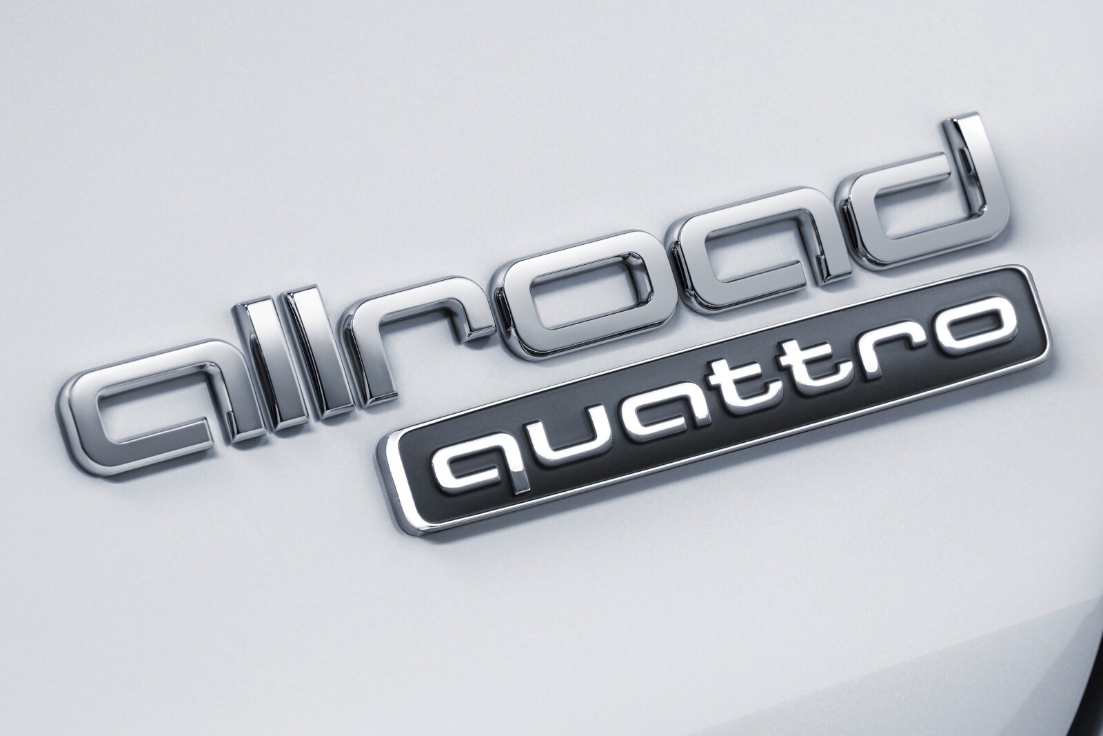 2017 Audi A4 exterior RBDG