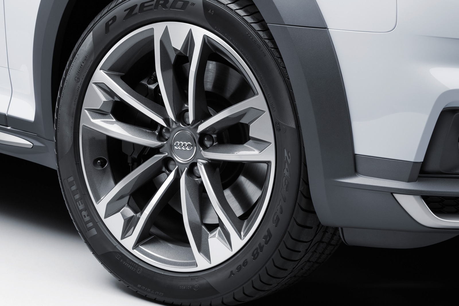 2017 Audi A4 exterior W