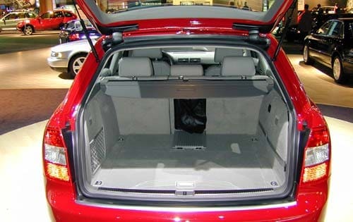 2002 Audi A4 interior CARGO