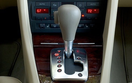 2005 Audi A4 interior DETAIL