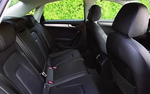 2010 Audi A4 interior RI