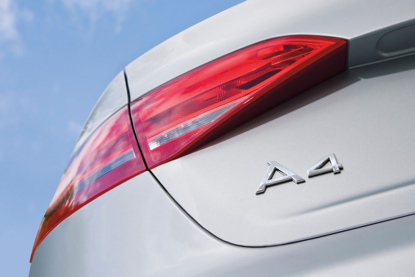 2012 Audi A4 exterior RBDG