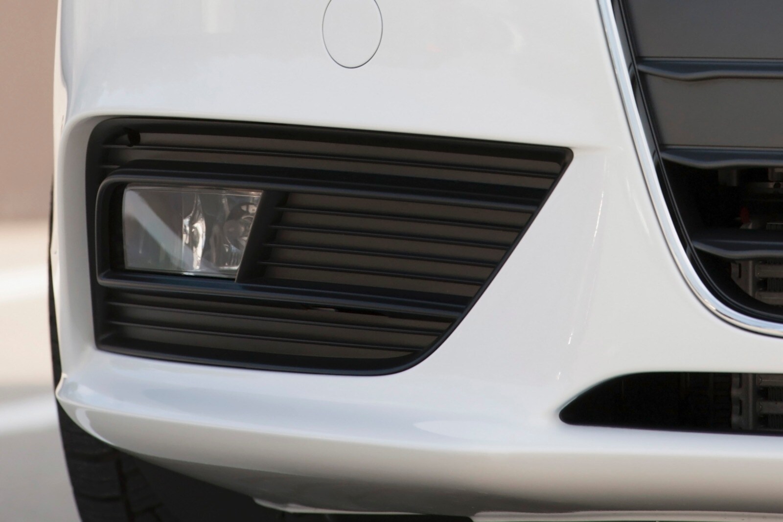 2013 Audi A4 front safety FOG