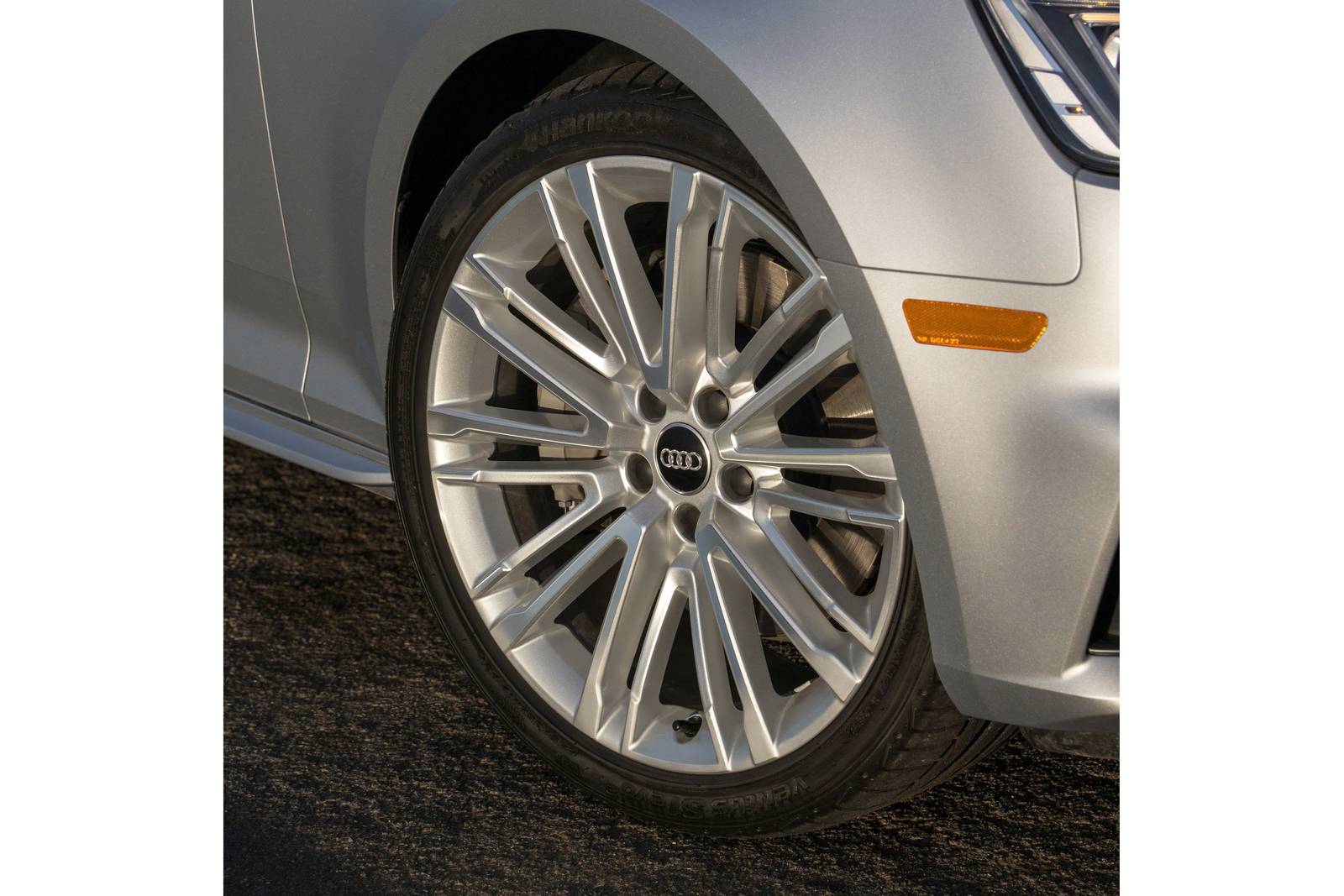 2018 Audi A4 exterior W