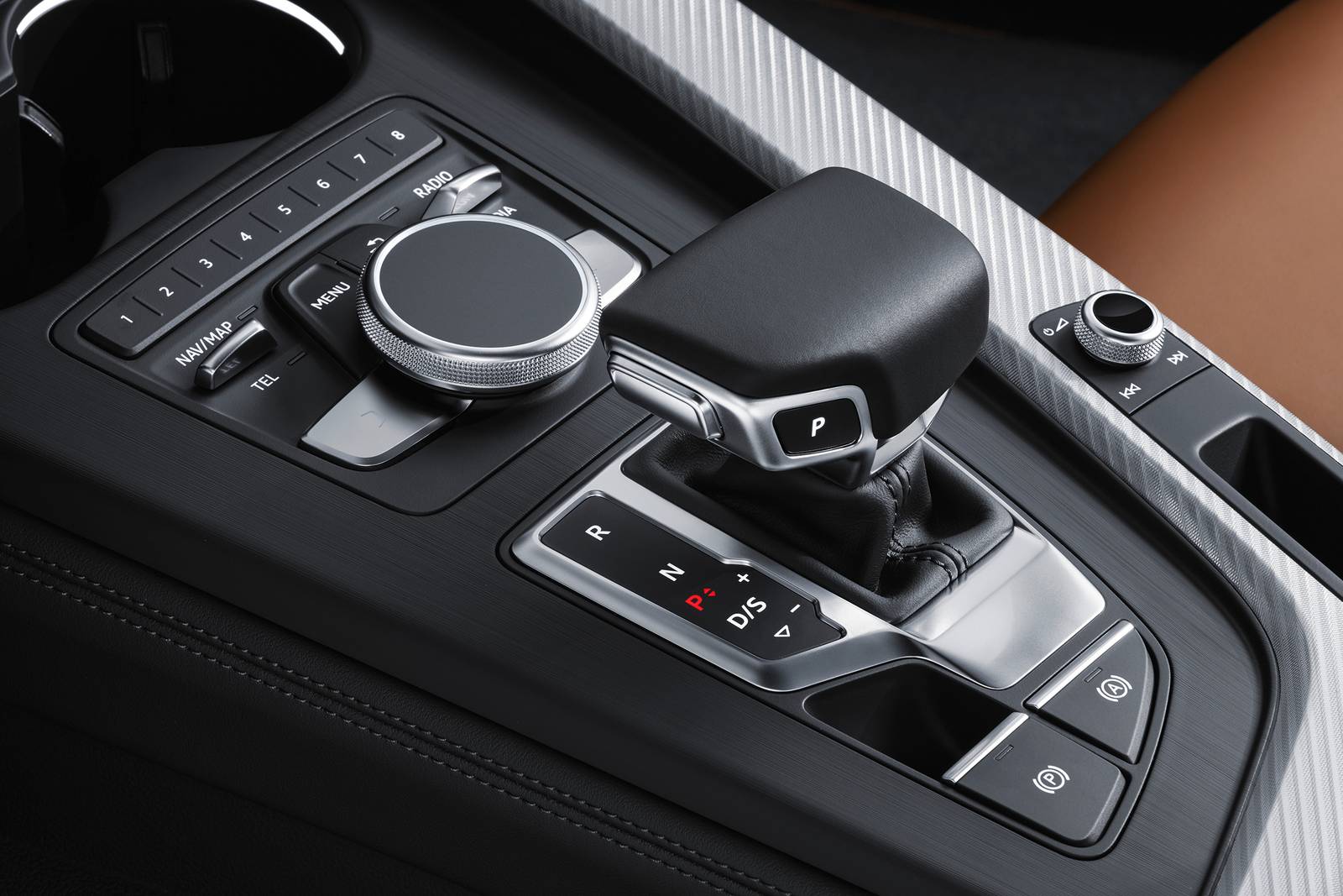 2018 Audi A5 interior SHF