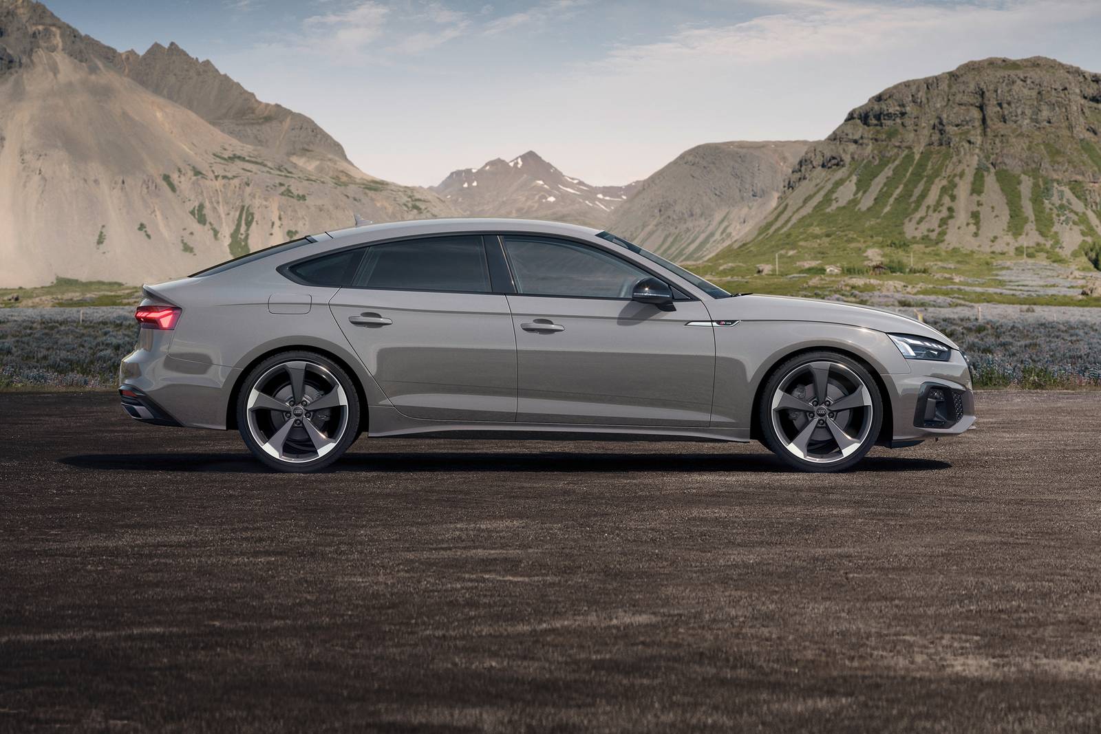 2022 Audi A5 performance