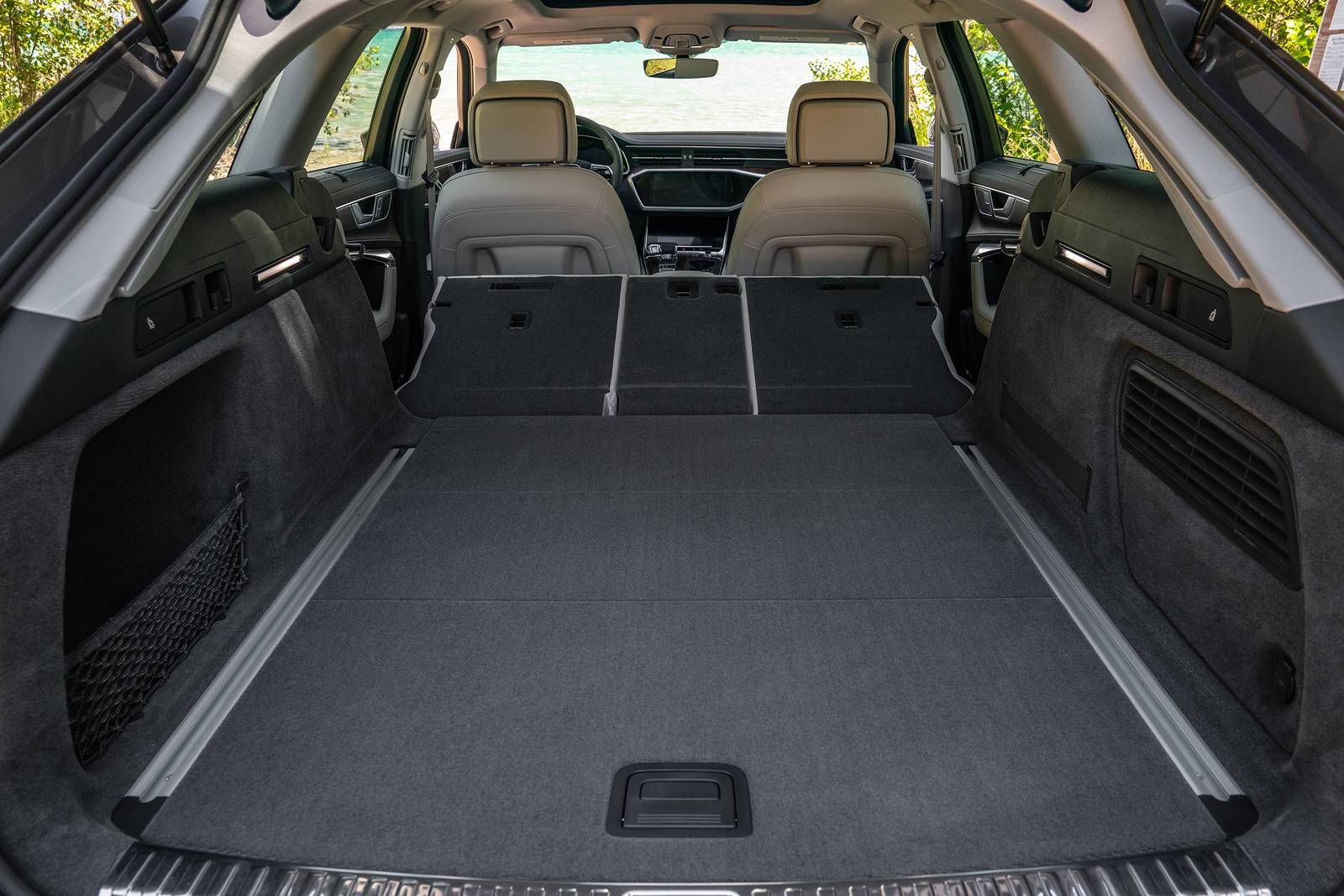 2021 Audi A6 interior RSD