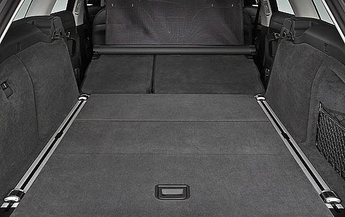 2007 Audi A6 interior CARGO