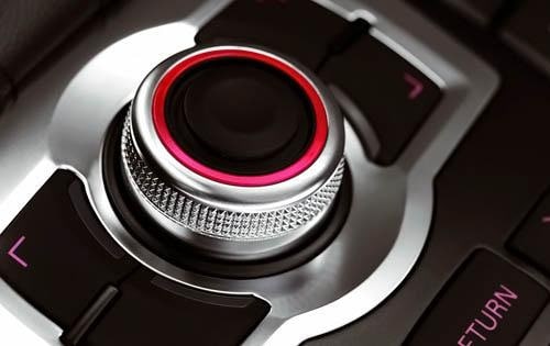 2010 Audi A6 interior DETAIL