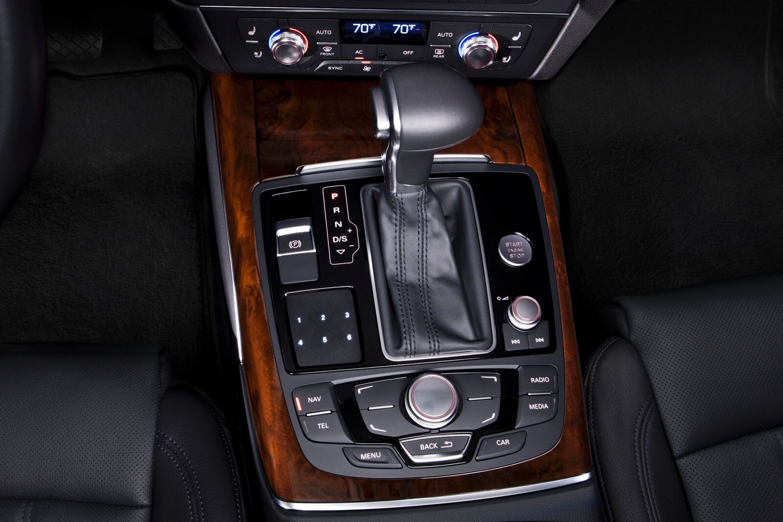 2013 Audi A6 interior SHF