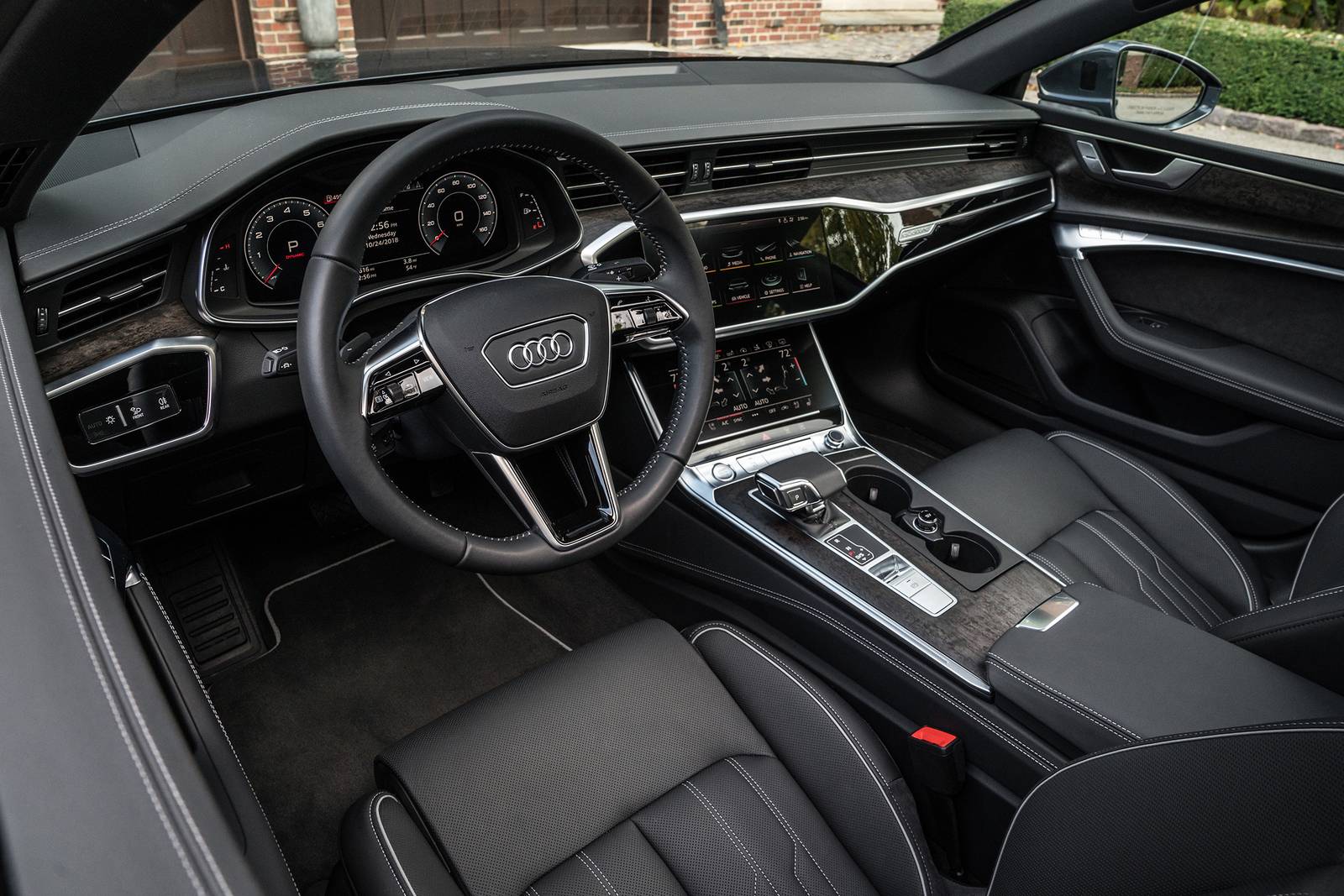 2019 Audi A6 interior SWD