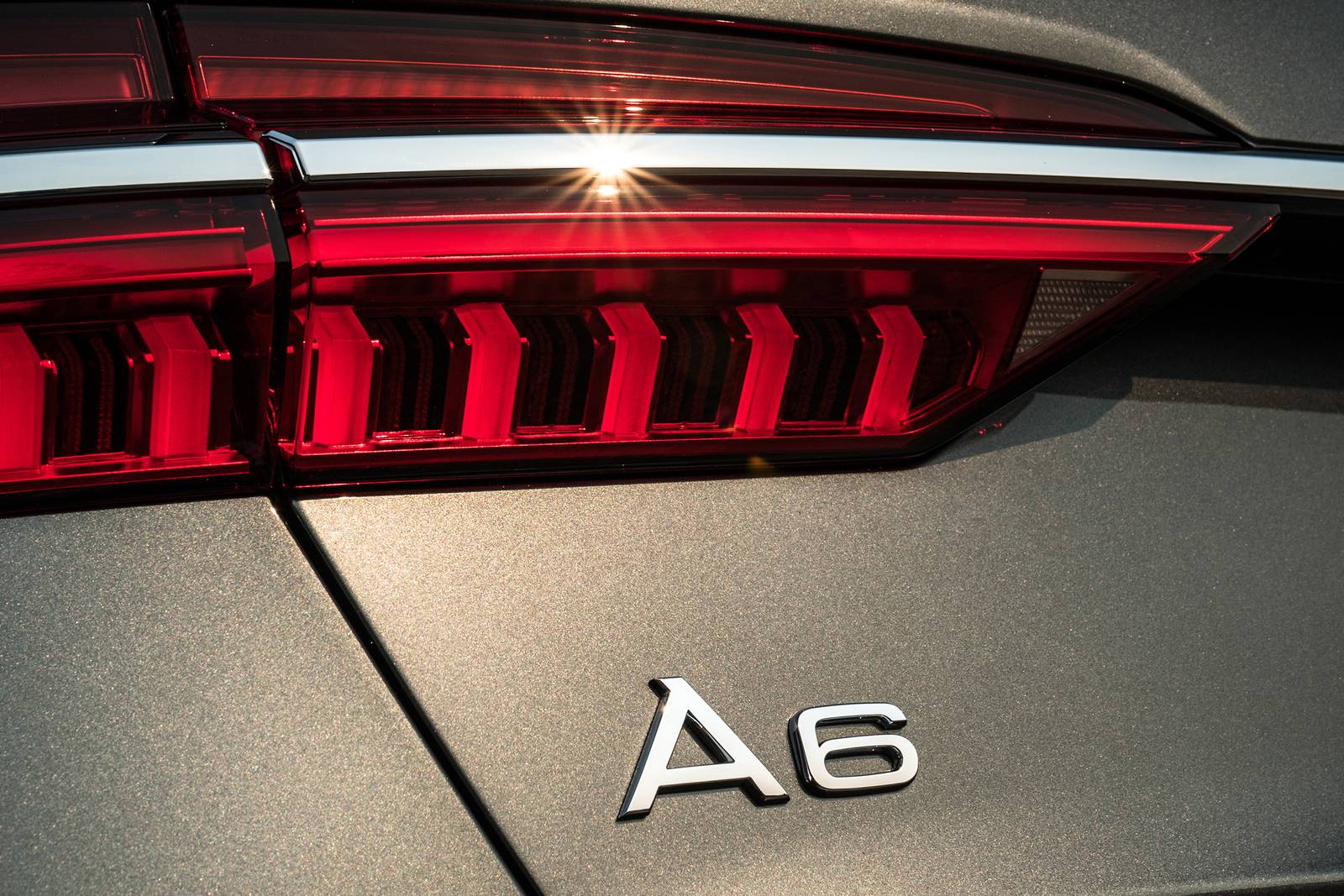 2020 Audi A6 — OEM photo 3