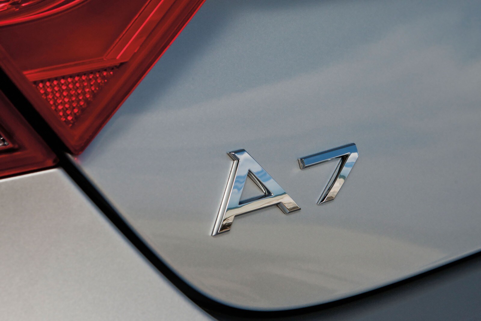 2012 Audi A7 exterior RBDG