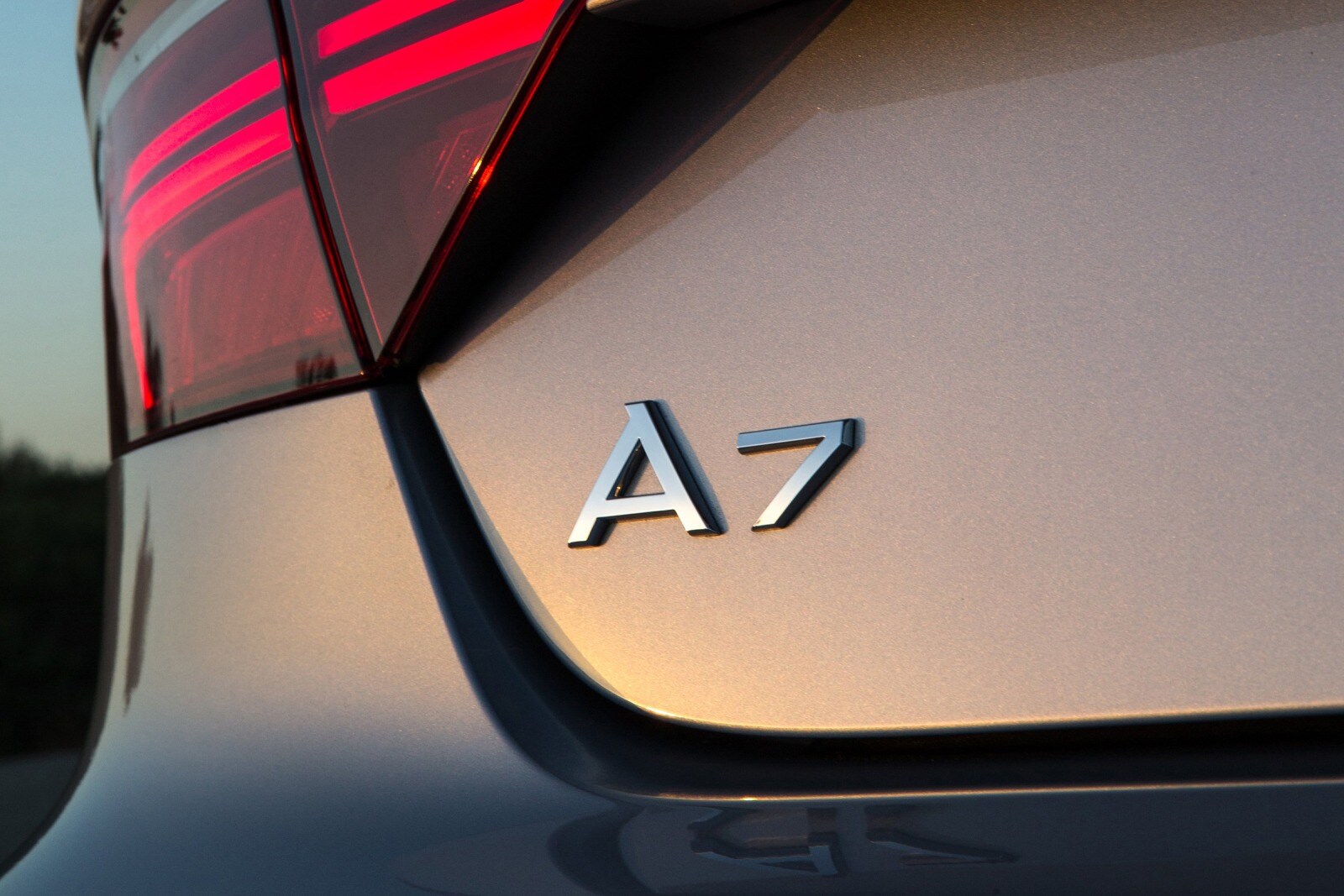 2018 Audi A7 exterior RBDG