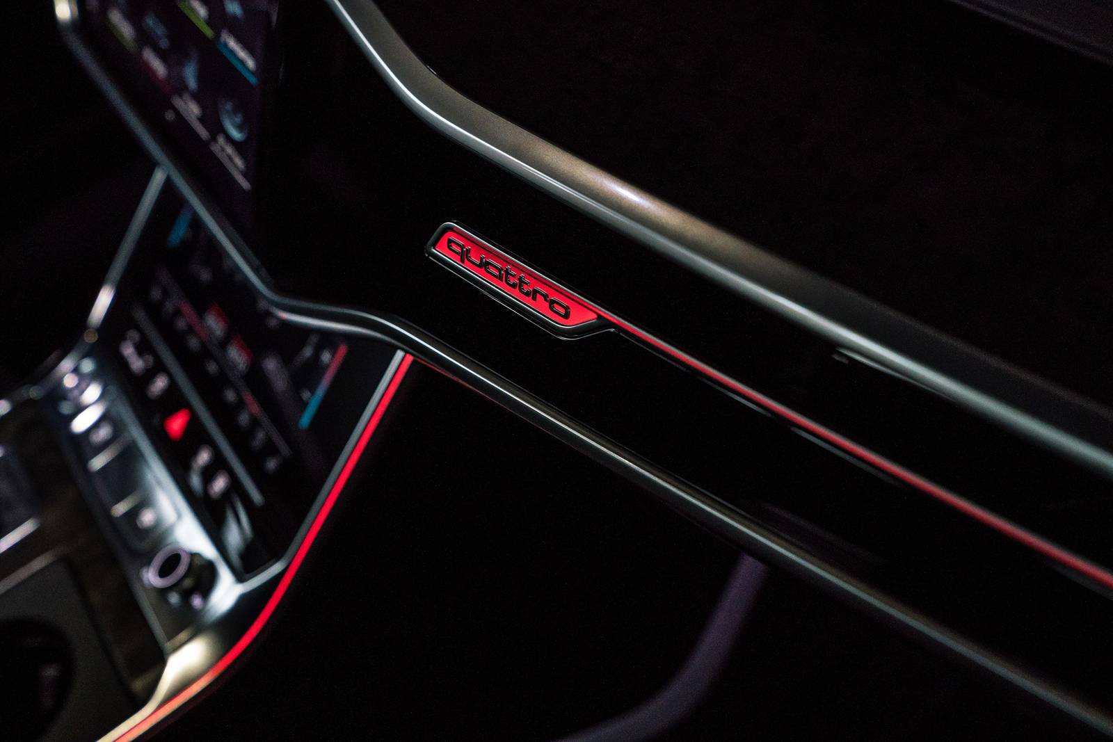 2019 Audi A7 Sportback front safety DETAIL