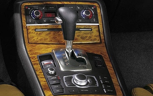 2007 Audi A8 interior CC