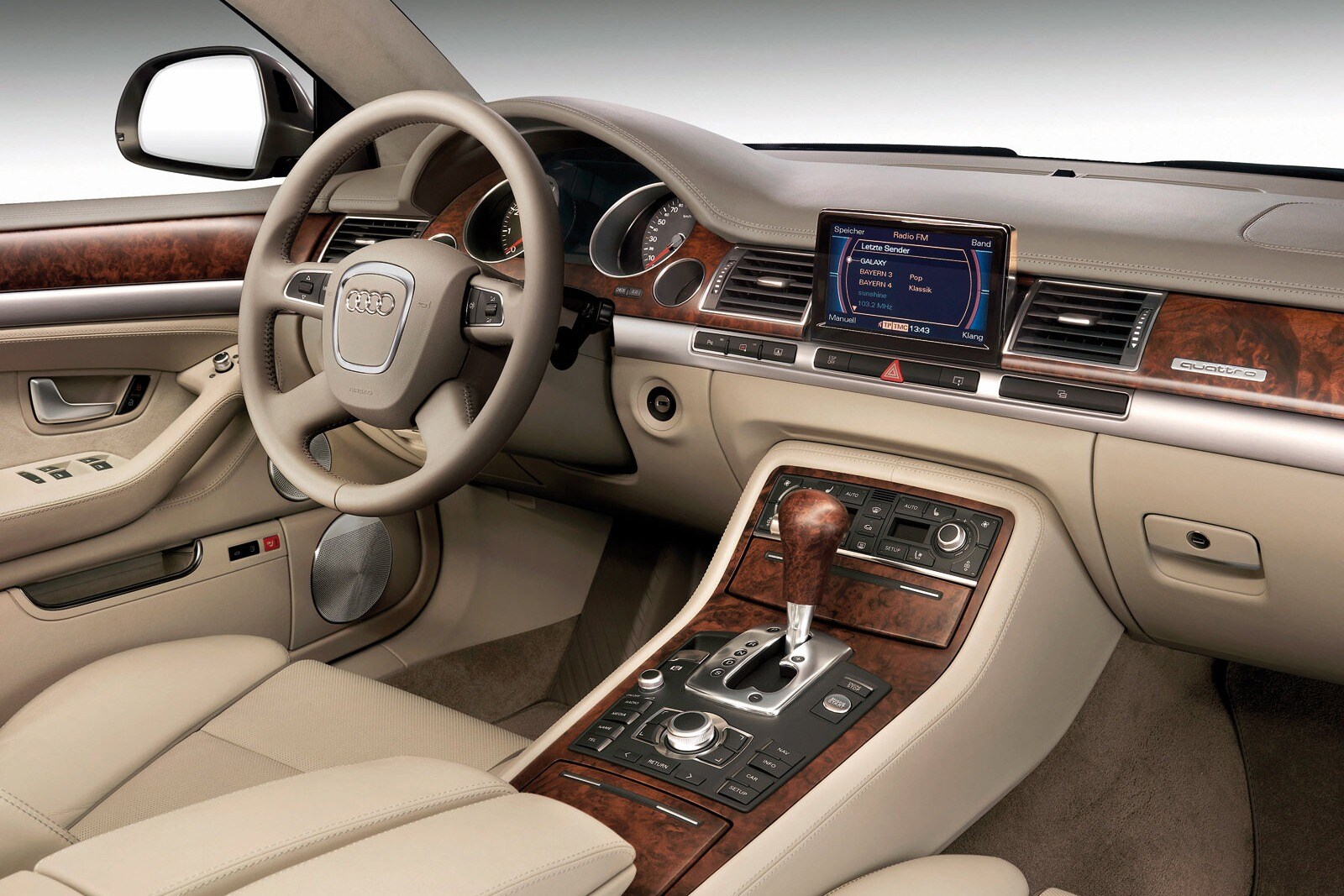 2008 Audi A8 interior I