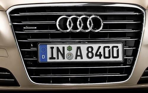 2011 Audi A8 — OEM photo 5