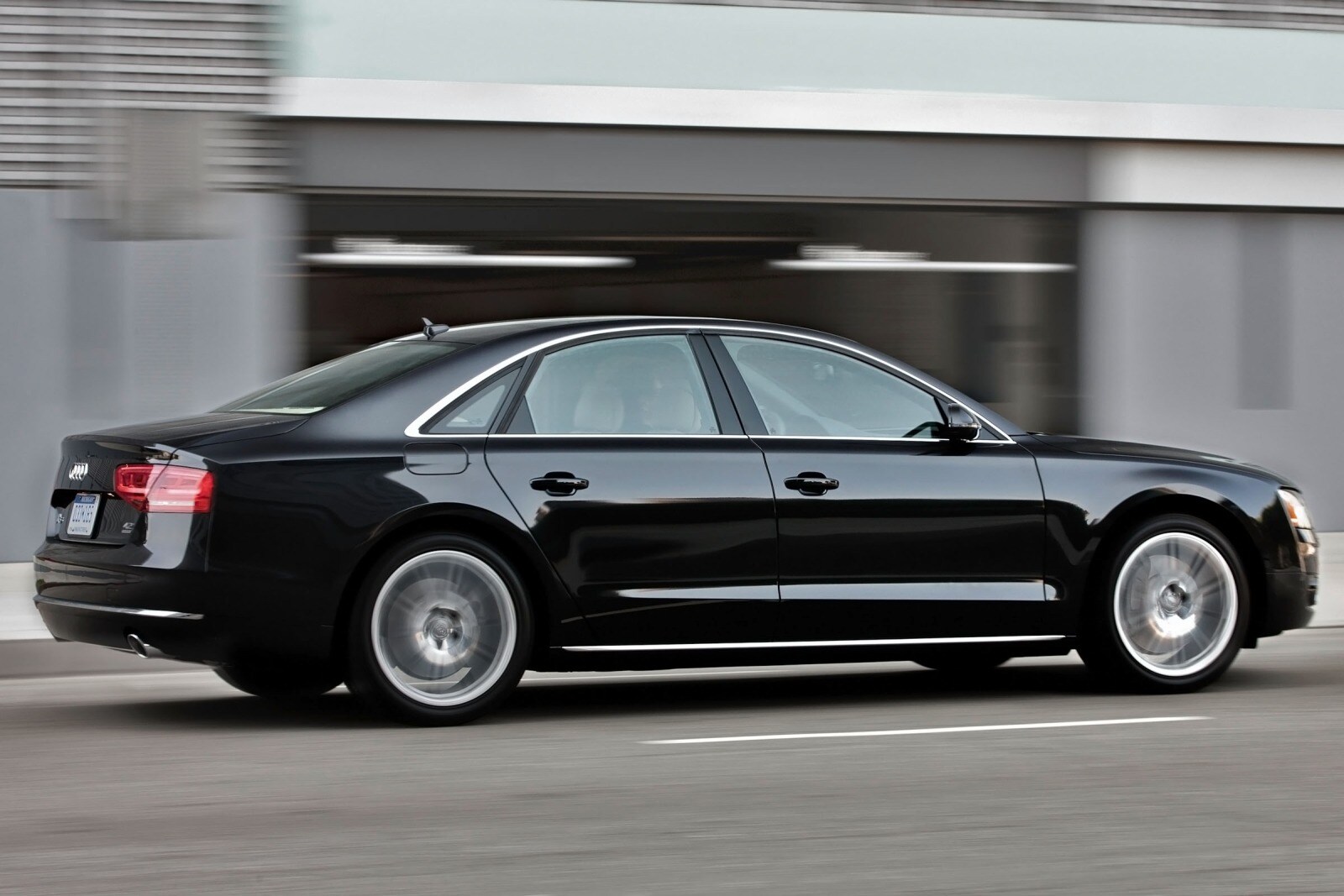 2013 Audi A8 exterior FQ