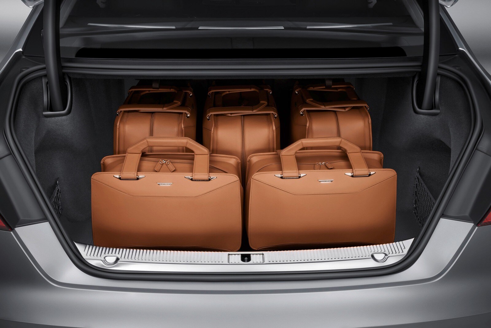 2015 Audi A8 interior CARGO