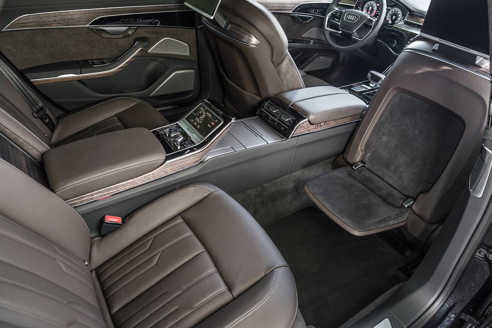2019 Audi A8 front safety DETAIL