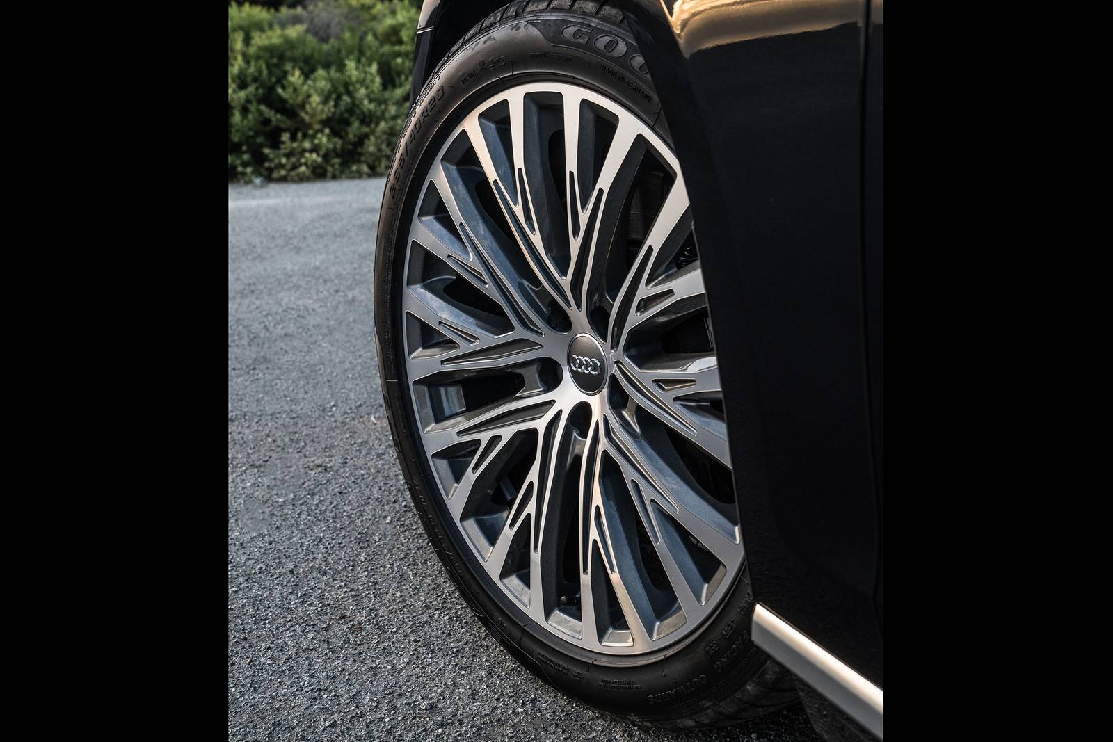 2020 Audi A8 — OEM photo 3