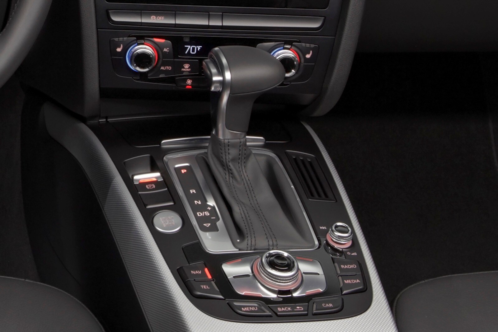 2015 Audi allroad interior SHF