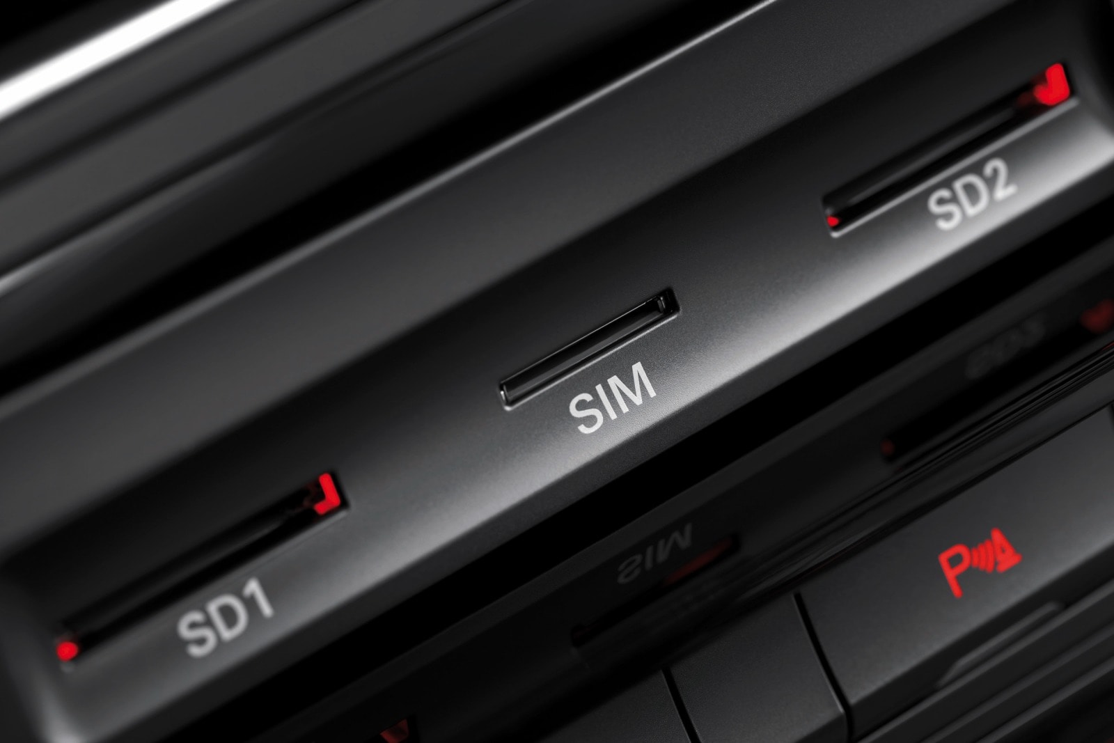 2015 Audi Q5 front safety DETAIL