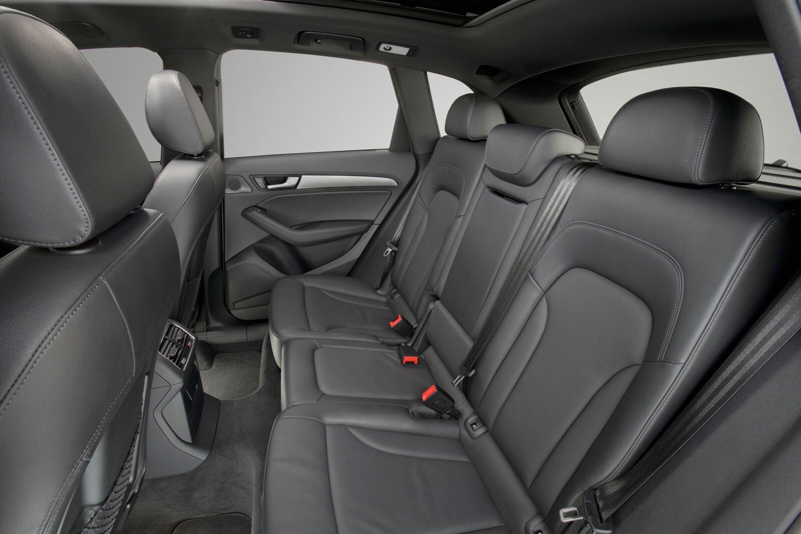 2016 Audi Q5 interior RI