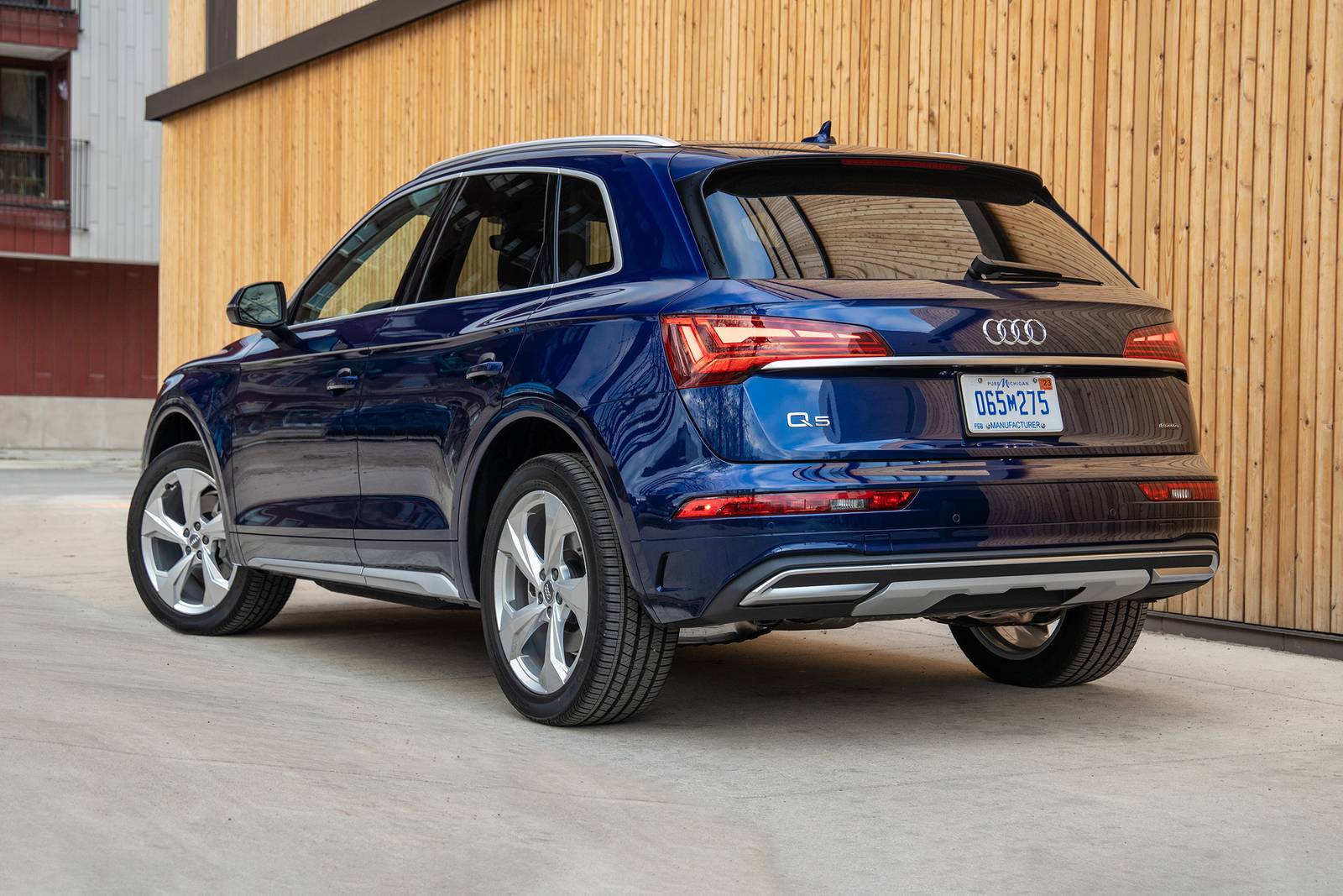 2021 Audi Q5 exterior FQ