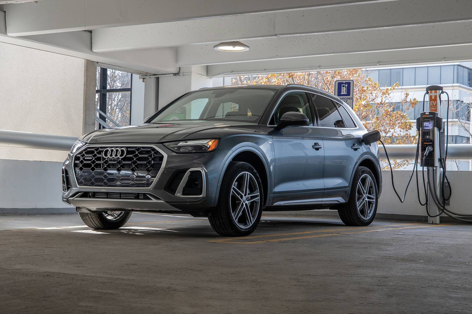 2021 Audi Q5 exterior LIFE1