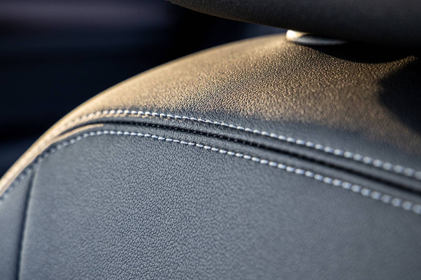 2025 Audi Q5 front safety DETAIL