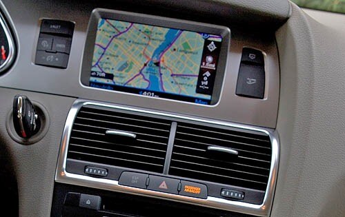 2007 Audi Q7 front safety CC