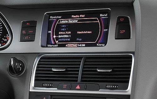 2010 Audi Q7 interior CC