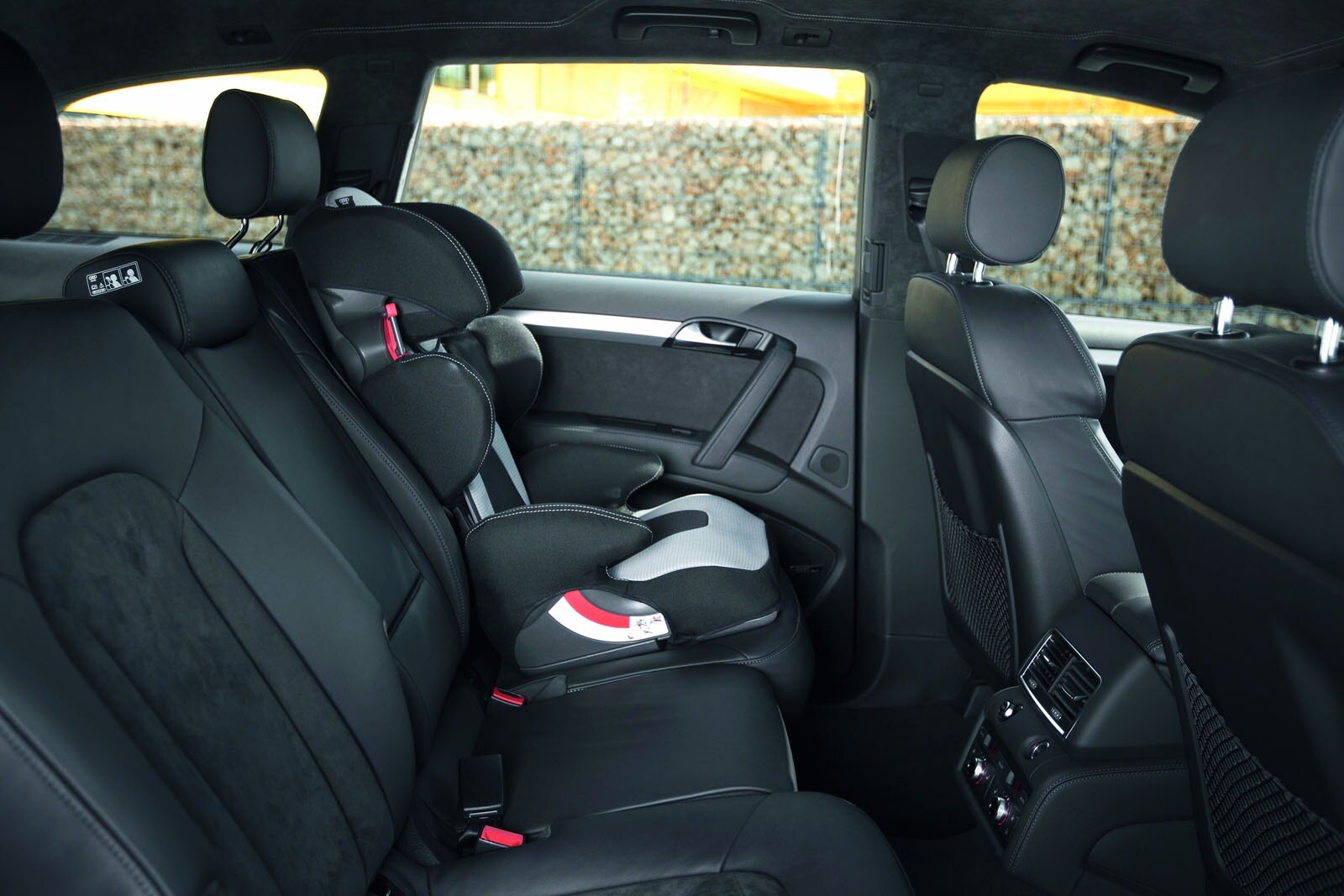 2012 Audi Q7 interior RI