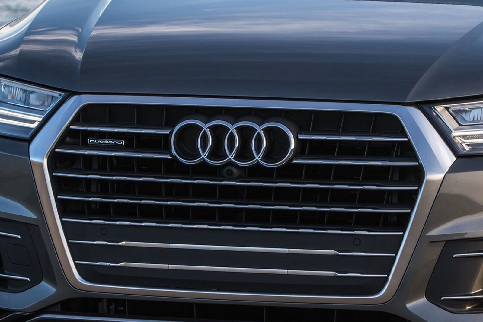 2018 Audi Q7 front safety FBDG