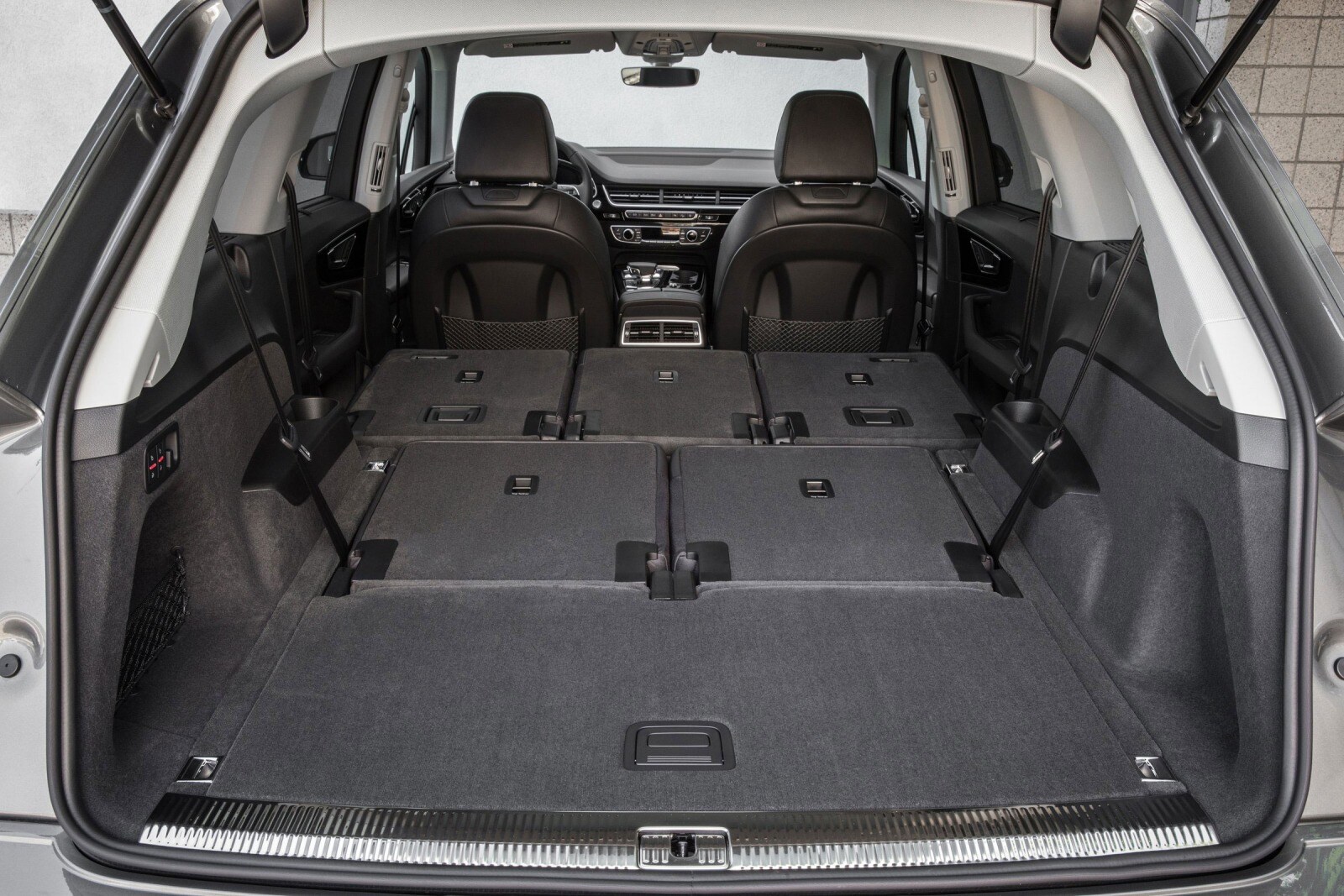 2018 Audi Q7 interior RSD