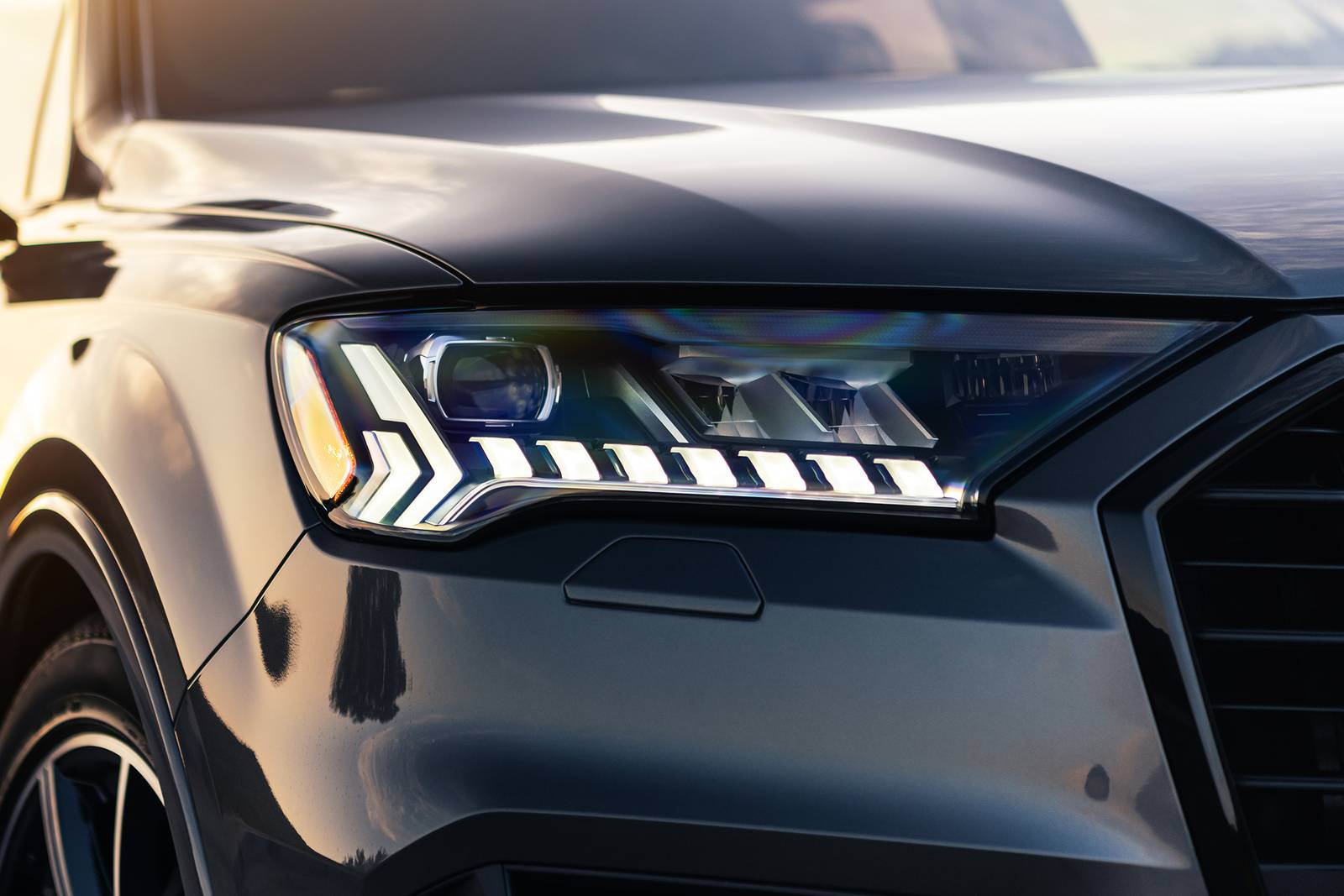 2022 Audi Q7 front safety EDETAIL