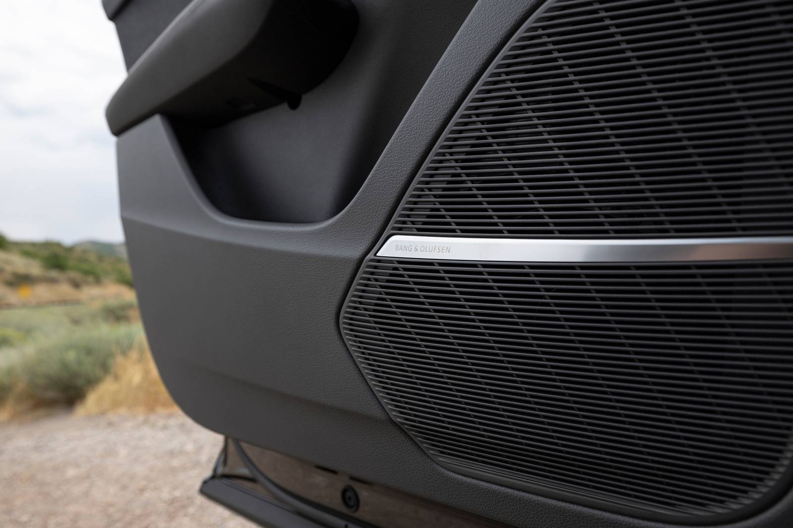 2025 Audi Q7 front safety DETAIL