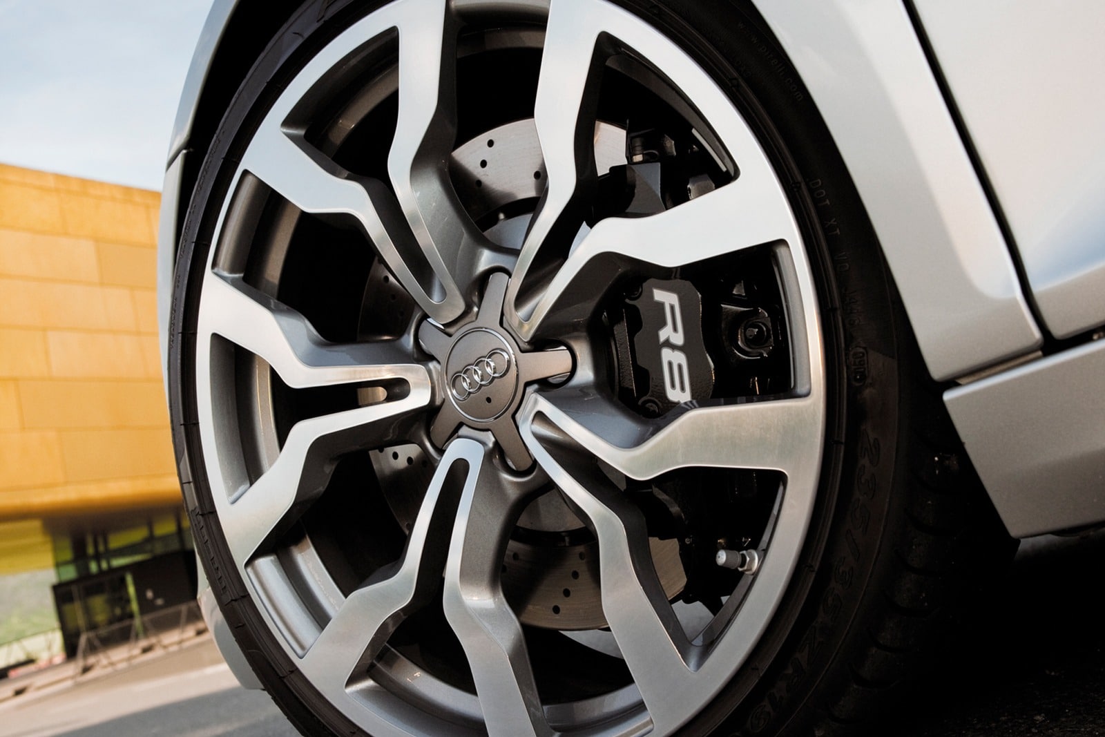 2010 Audi R8 exterior W