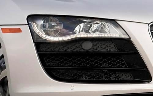 2010 Audi R8 front safety EDETAIL