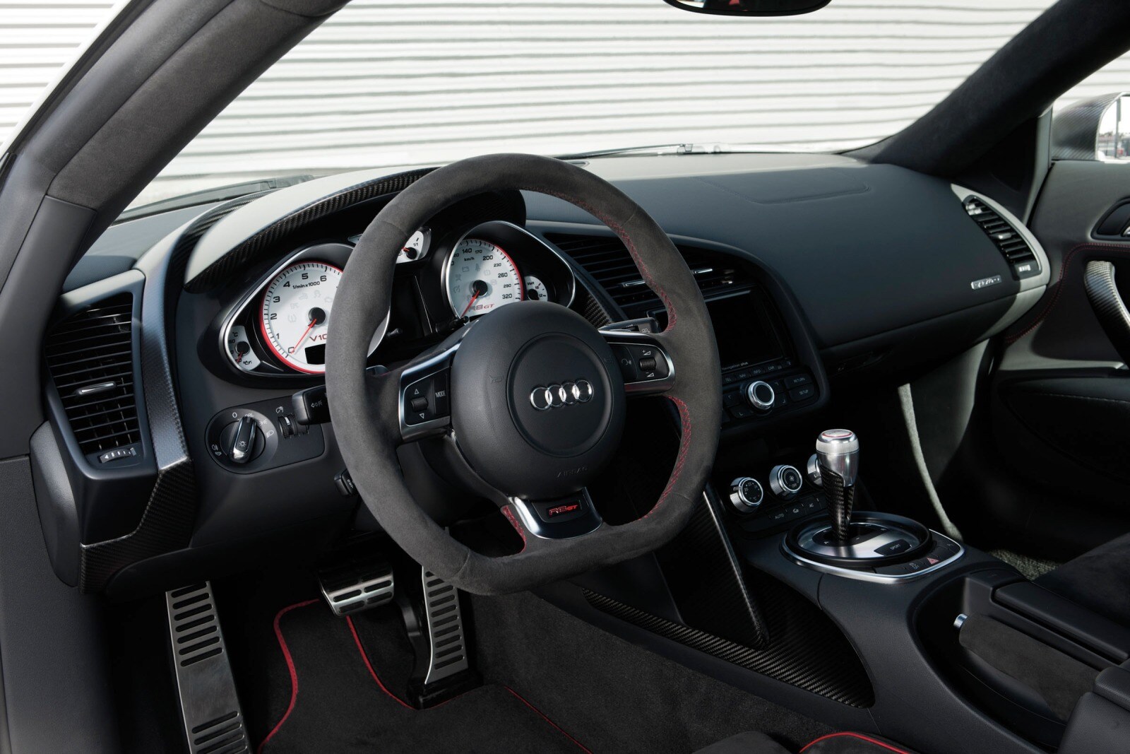 2012 Audi R8 interior I