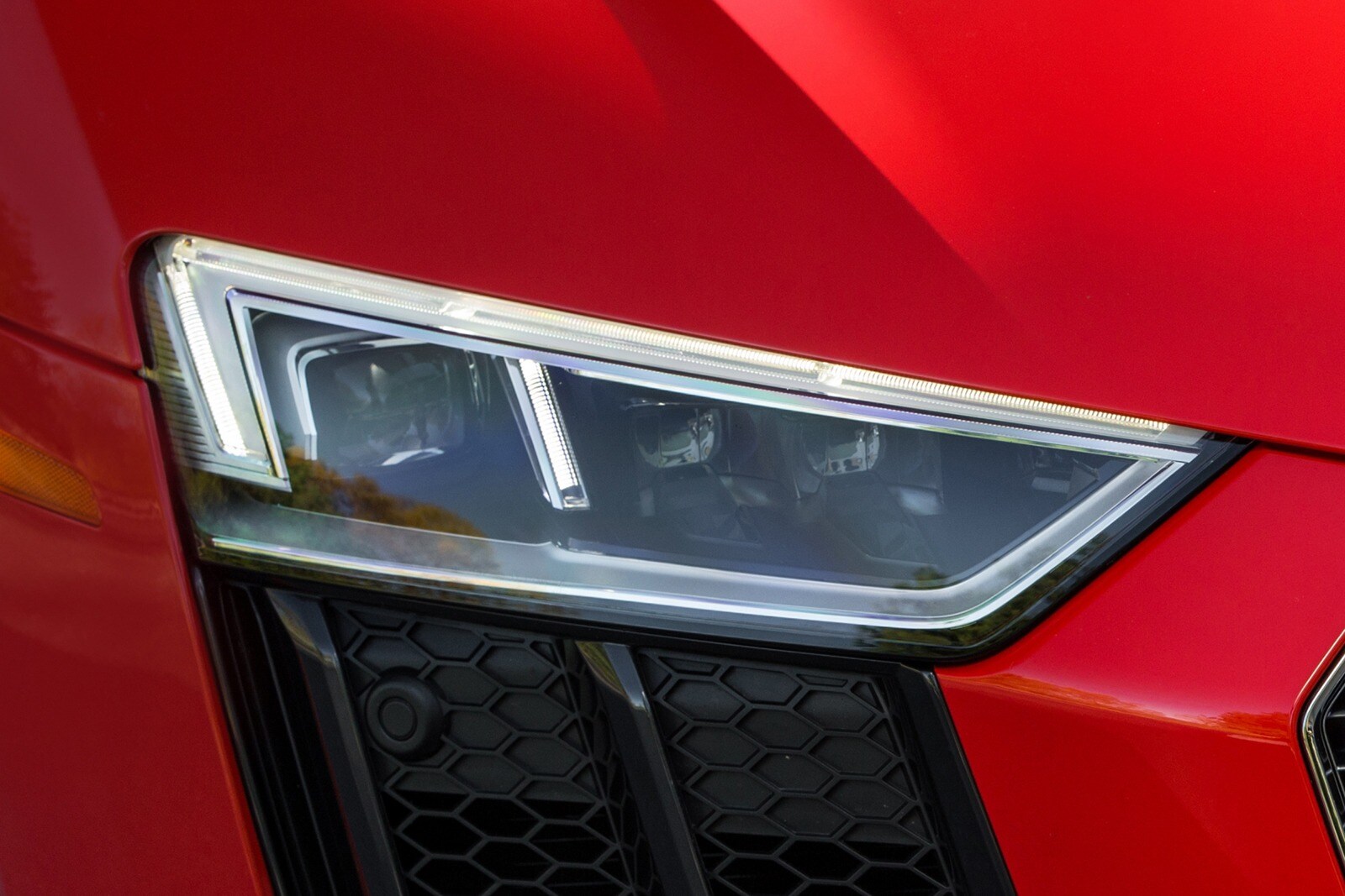 2018 Audi R8 exterior EDETAIL